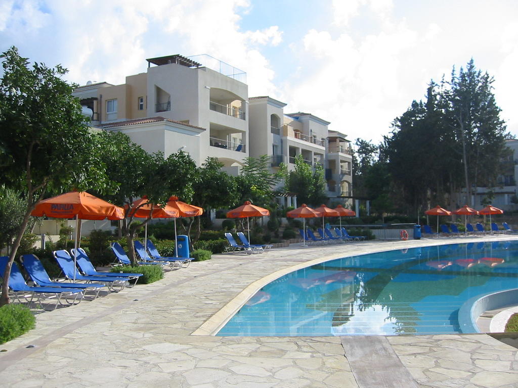 Villa Hesperides Gardens Paphos Exterior foto